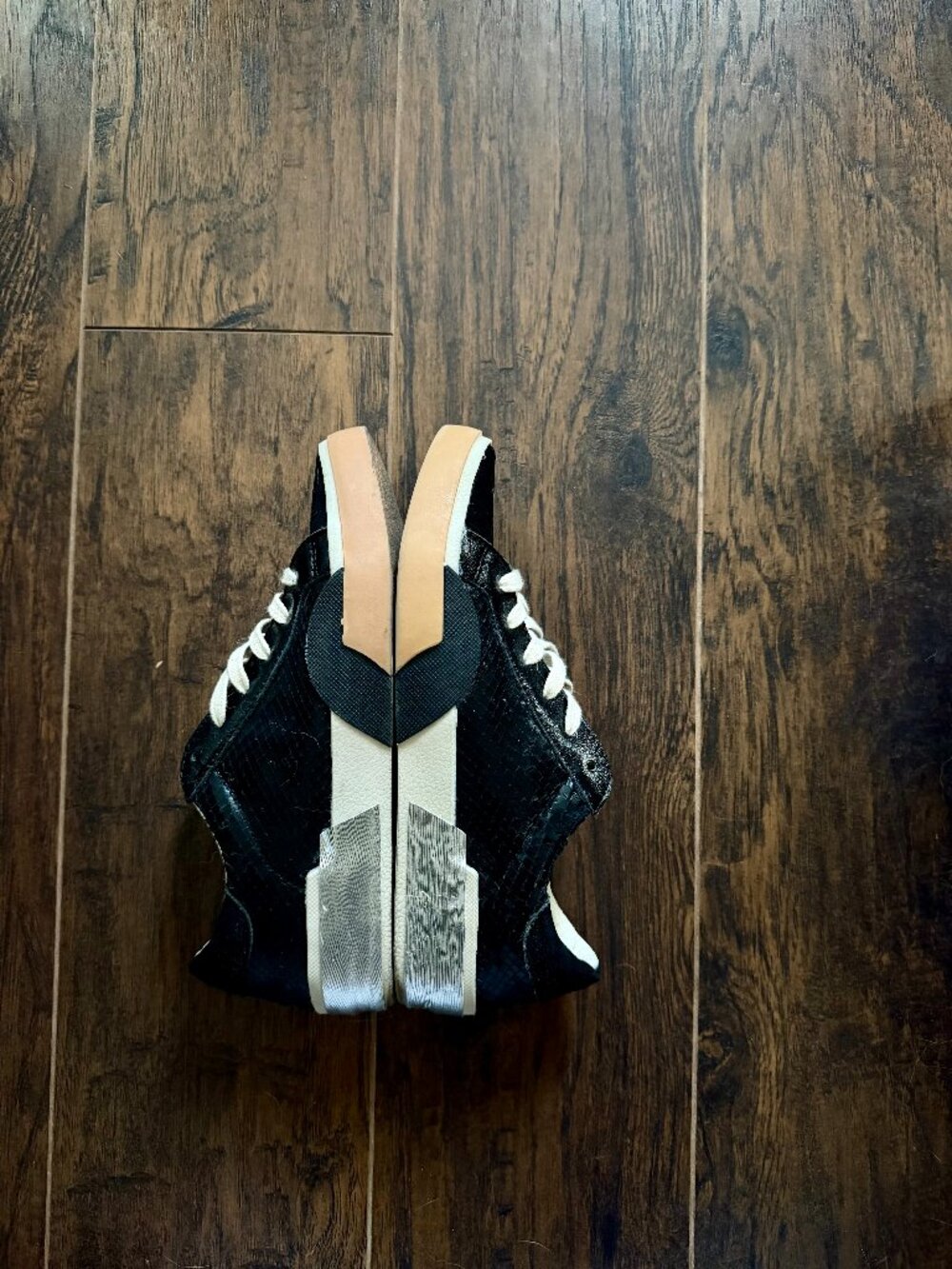 Dolce Vita Black Snakeskin Leather Low Top Sneakers Gum Sole